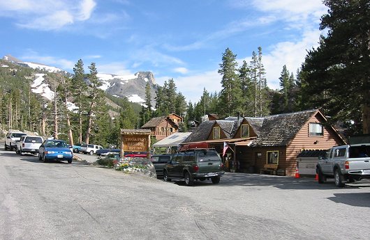 Tioga Resort Near The Tioga Pass