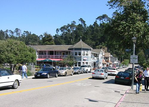 The Tourist Town of Cambria