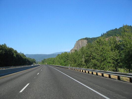 I-84 Next To Columbia River in Oregon