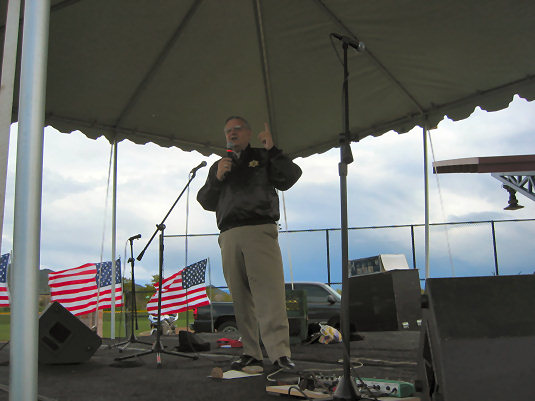 Sheriff Joe Addresses The Crowd