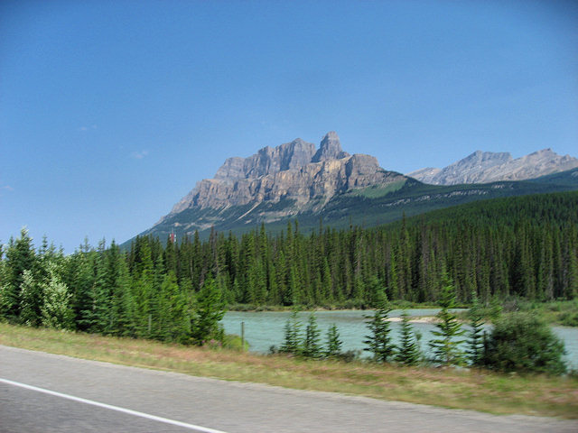 Hwy. 1, AB