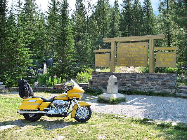 Continental Divide on Hwy. 93 in Kootenay Nat. Park
