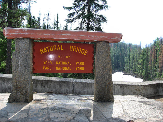 Natural Brindge - Yoho National Park, BC