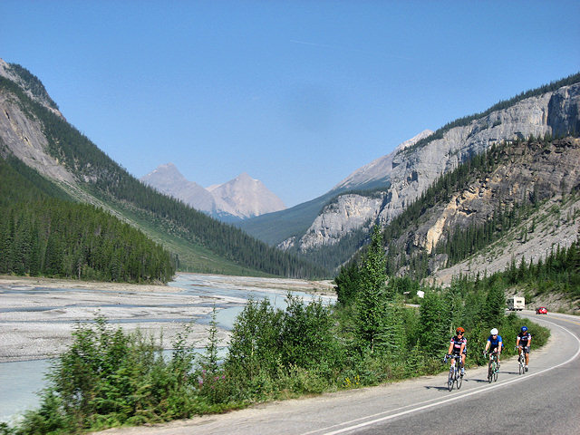 Scenes From the Icefields Parkway, AB