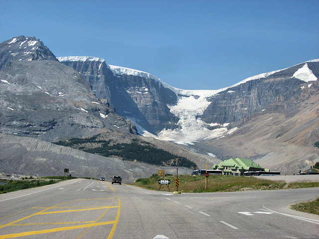 Athabasca Glacier - Columbia Icefield