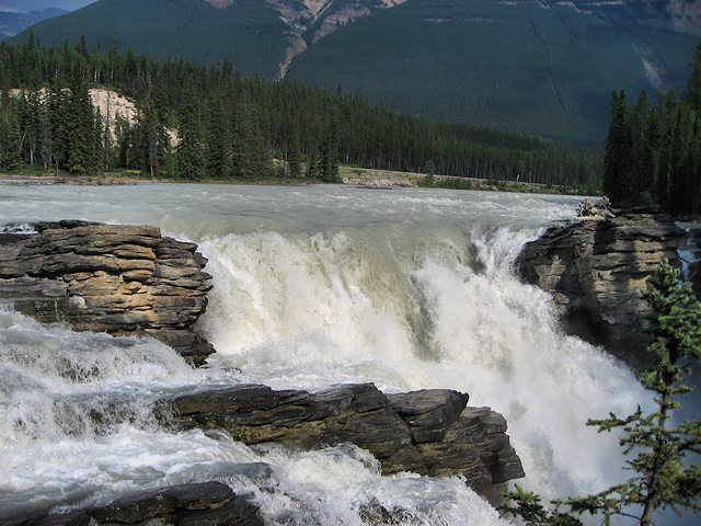 Athabasca Falls - Jasper National Park