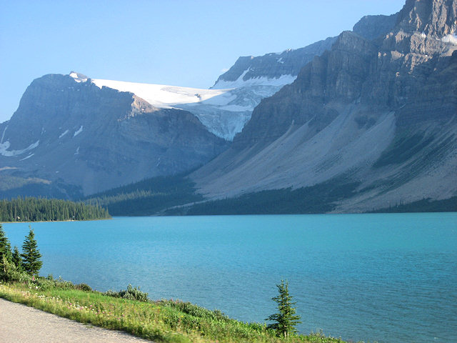 Bow Lake and Bow Glacier on Icefields Parkway