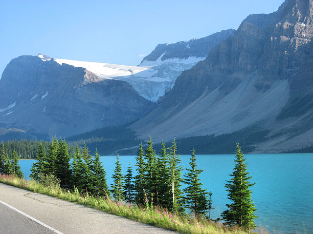 Bow Lake and Bow Glacier on Icefields Parkway