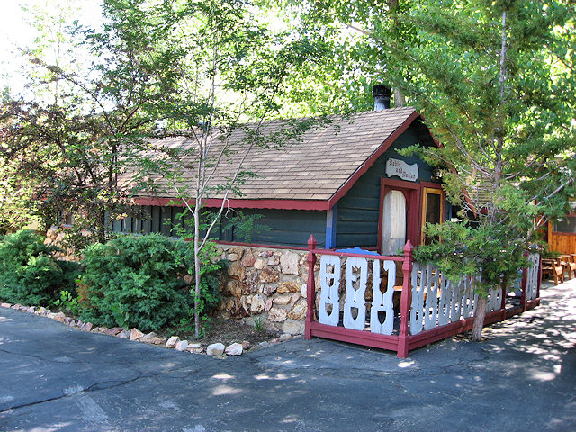 Castlewood Cottages