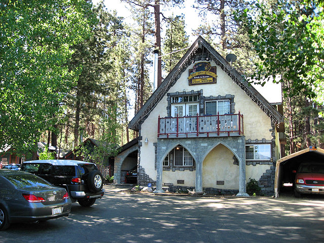 Castlewood Cottages