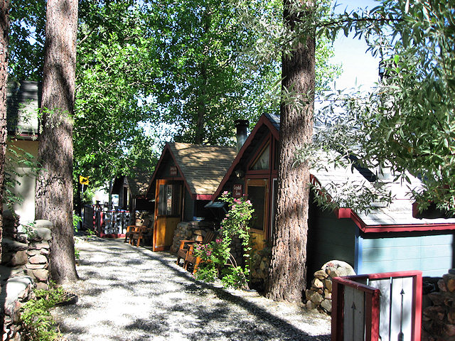 Castlewood Cottages