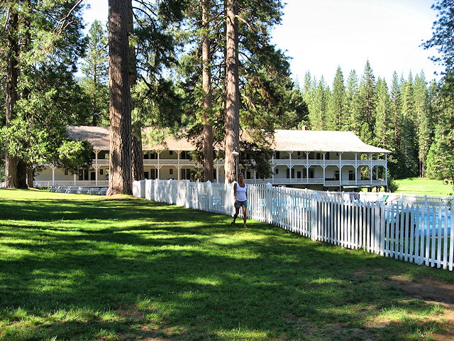 Wawona Hotel
