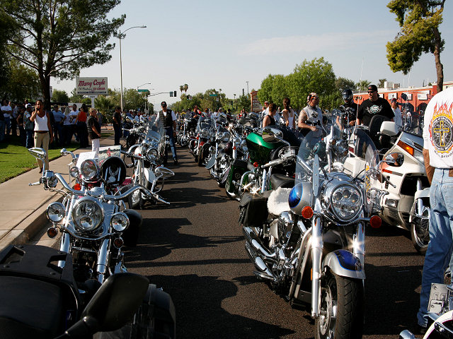 Riders Lining Up on 7th Ave.