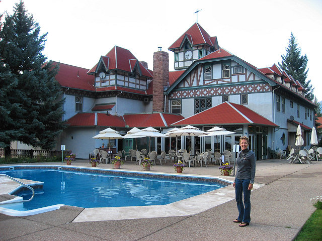 Redstone Inn