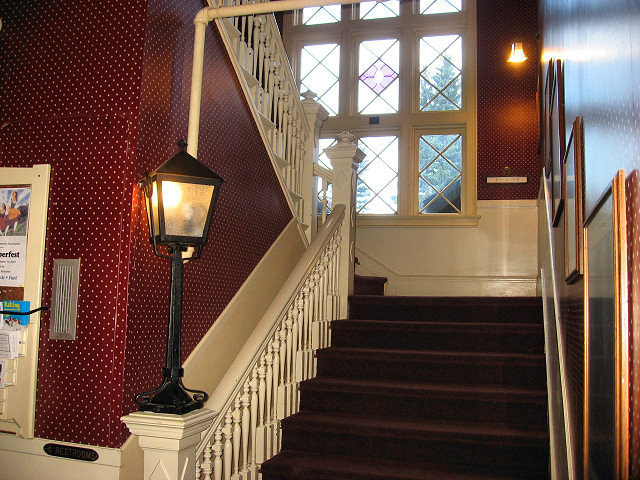 Redstone Inn