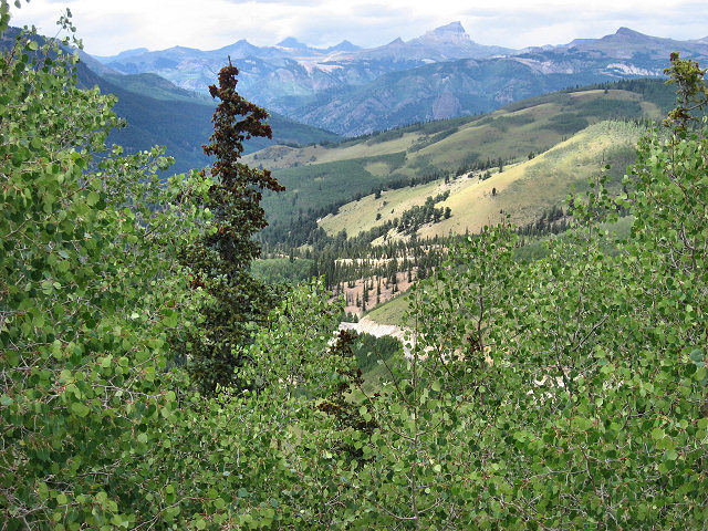 Windy Point Overlook - 5 Peaks Over 14,000 Feet