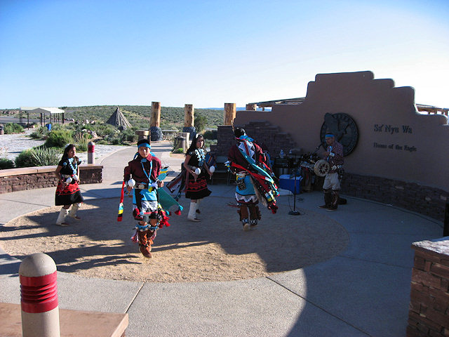 Hualapai Indian Entertainers at Skywalk