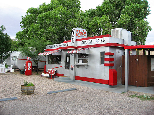 Dot's Diner at The Shady Dell