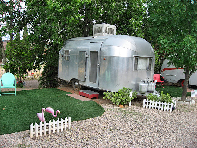 The El Rey Trailer at The Shady Dell