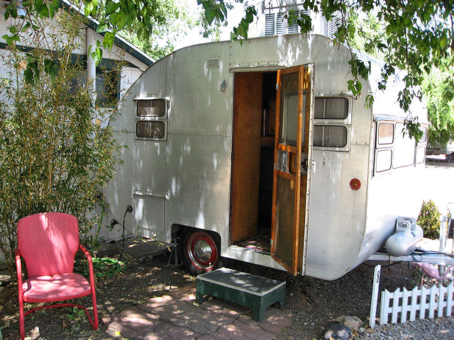 The Homemade Trailer