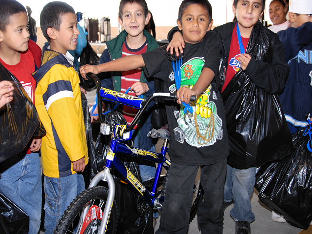 Cyclerides.com Toys To Kids Ride 2007