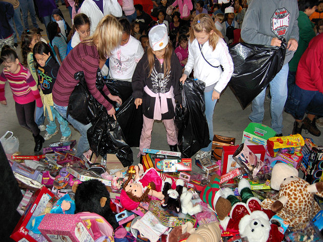 Cyclerides.com Toys To Kids Ride 2007