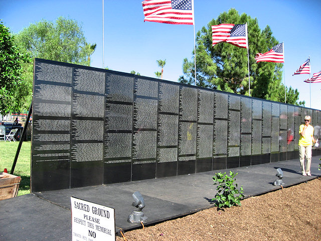Vietnam Traveling Wall in Phoenix August 2009