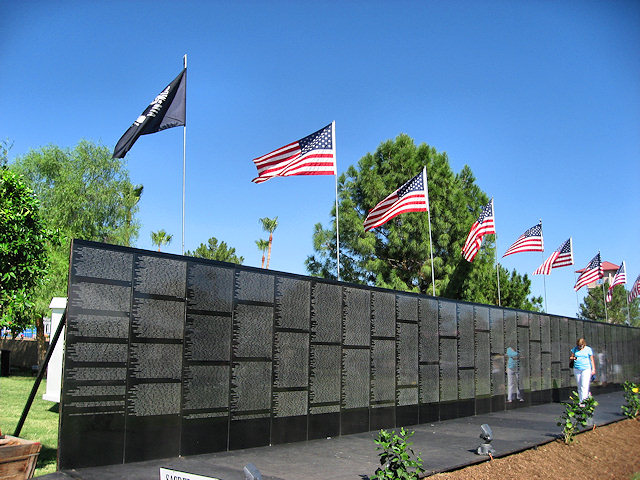 Vietnam Traveling Wall in Phoenix August 2009