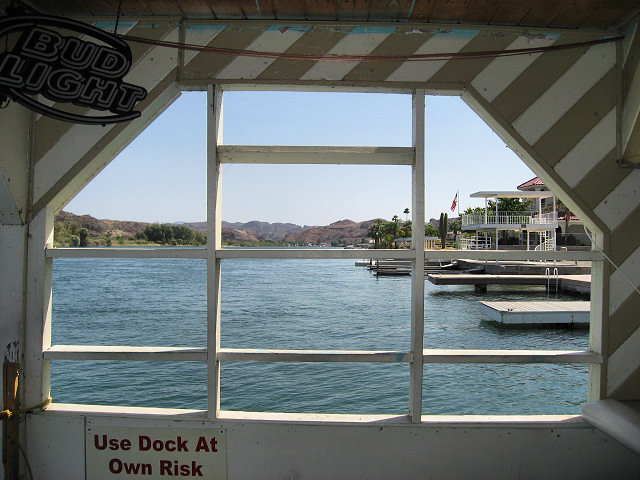 Roadrunner Floating Dock Restaurant Bar