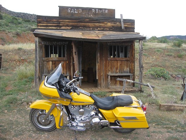 Salt River Jail - Bottom of Salt River Canyon